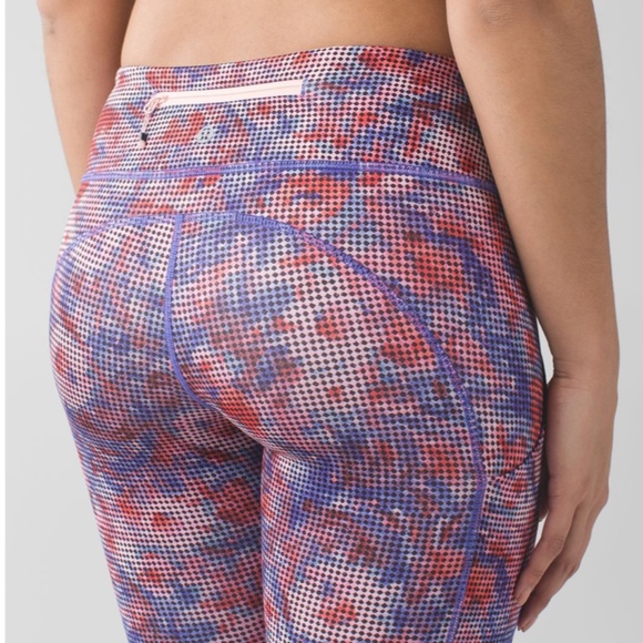 Lululemon - Speed tight IV - Pink-multi - Size 6 - Picture 2 of 5